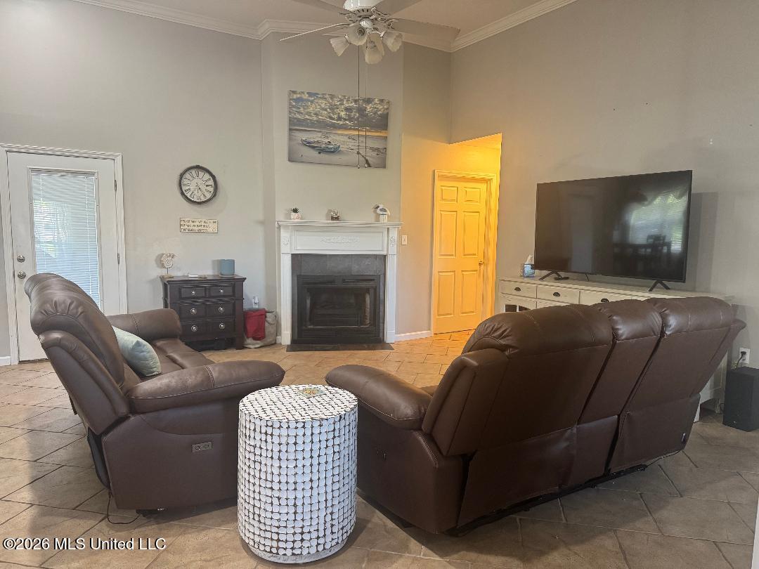 1303 Martin Street Pascagoula, MS 39581 - Photo 2 of 12 thumbnail (7)