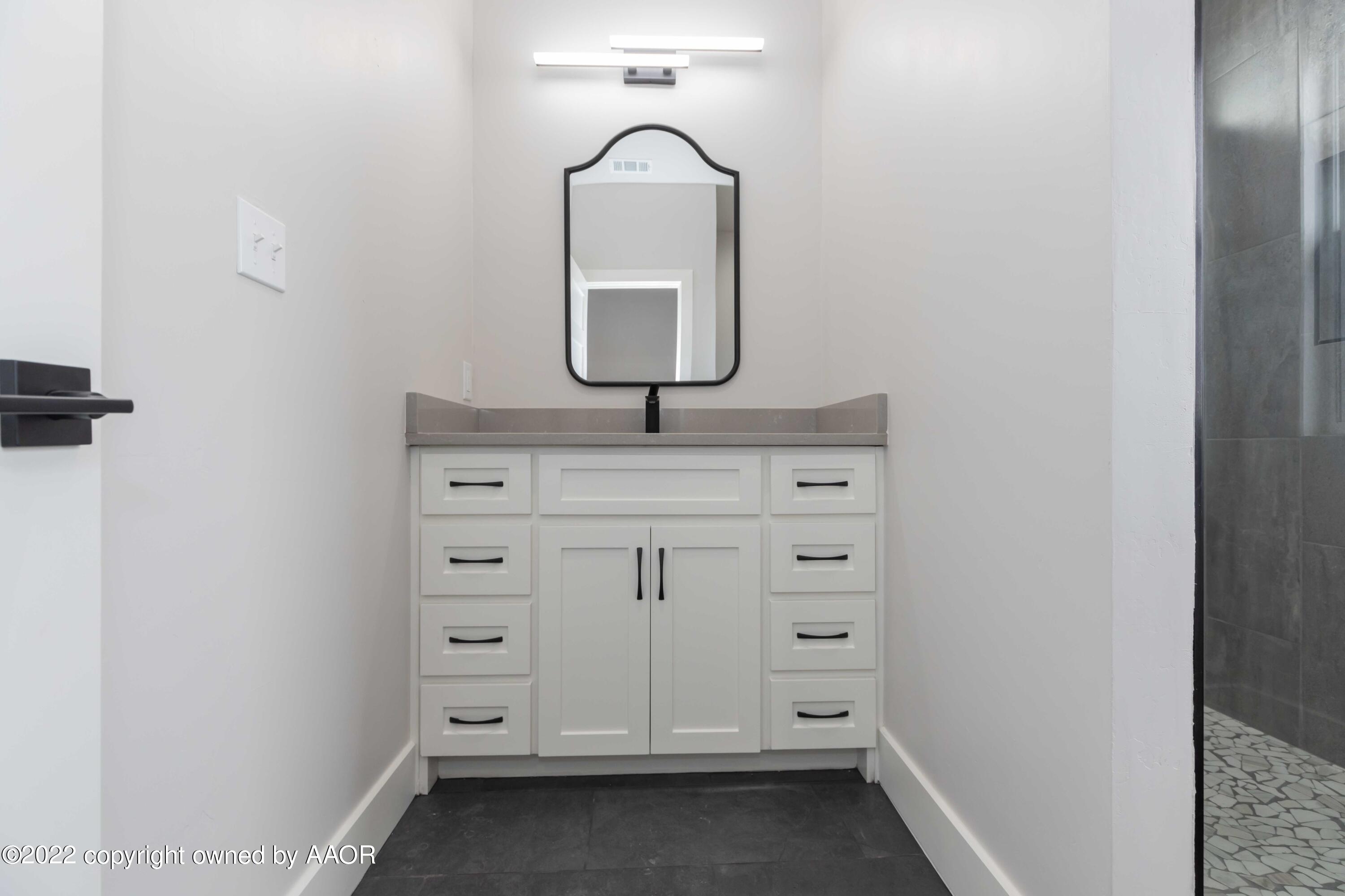 650 Desert Quail Road Canyon, TX 79015 - Photo 44 of 71 BATHROOM 2 VIEW 1