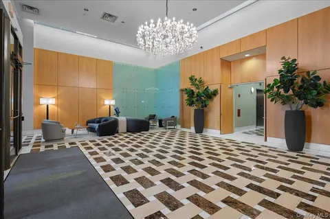 $439,000 | 175 Huguenot Street, Unit 2208, New Rochelle, NY 10801