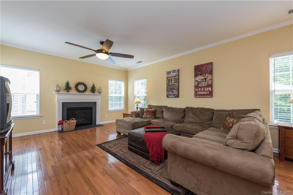 1238 Rockwell View Road Matthews, NC 28105 - Photo 7 of 24 Gallery Image 7
