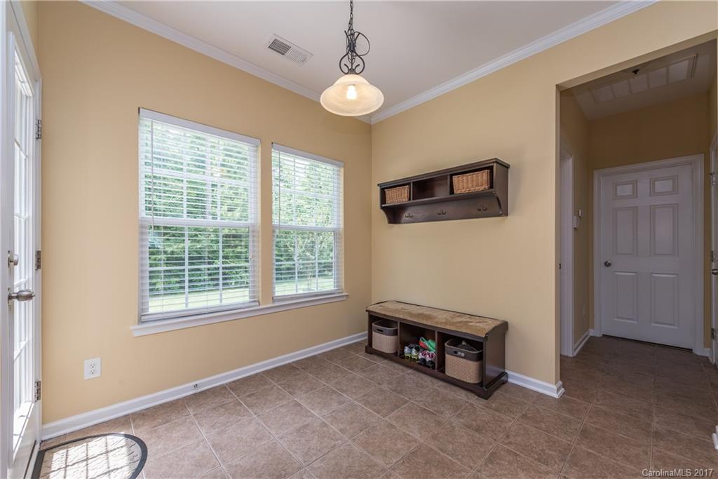 1238 Rockwell View Road Matthews, NC 28105 - Photo 9 of 24 Gallery Image 9