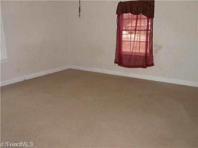 807 Gordon Street High Point, NC 27260 - Photo 5 of 7 1st Bedroom.