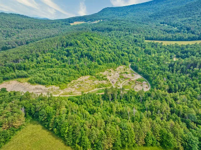 $1,100,000 | 1 East Green Mountain Road, Claremont, NH 03743