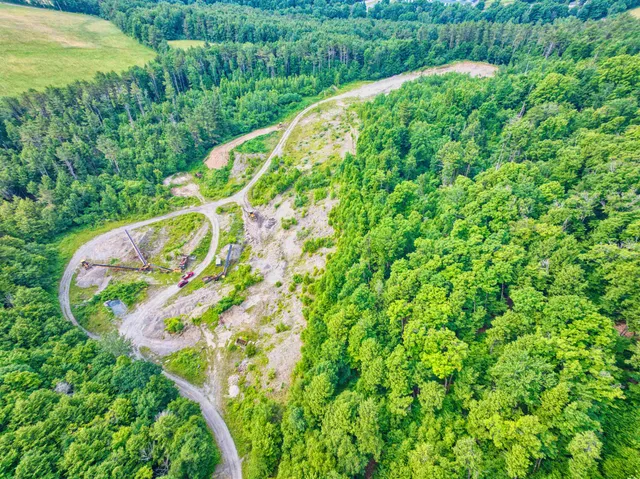 $1,100,000 | 1 East Green Mountain Road, Claremont, NH 03743