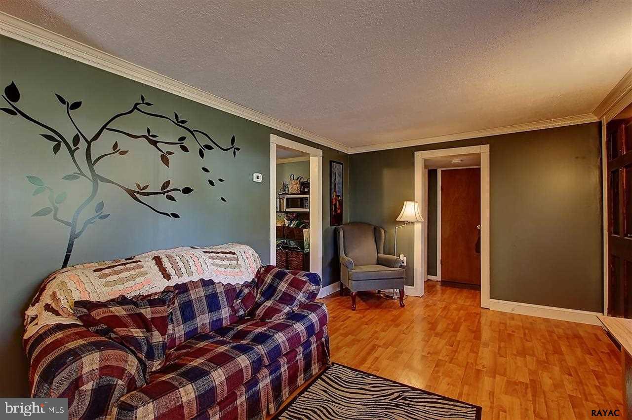 3051 A Claremont Road Dover, PA 17315 - Photo 6 of 27 Gallery Image 6