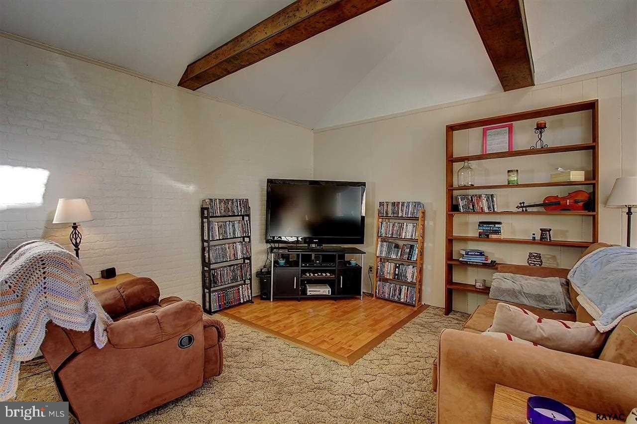 3051 A Claremont Road Dover, PA 17315 - Photo 8 of 27 Gallery Image 8