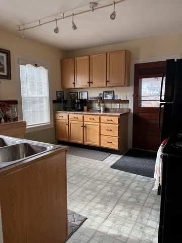 $209,000 | 5 Rossiter Street, Brandon, VT 05733