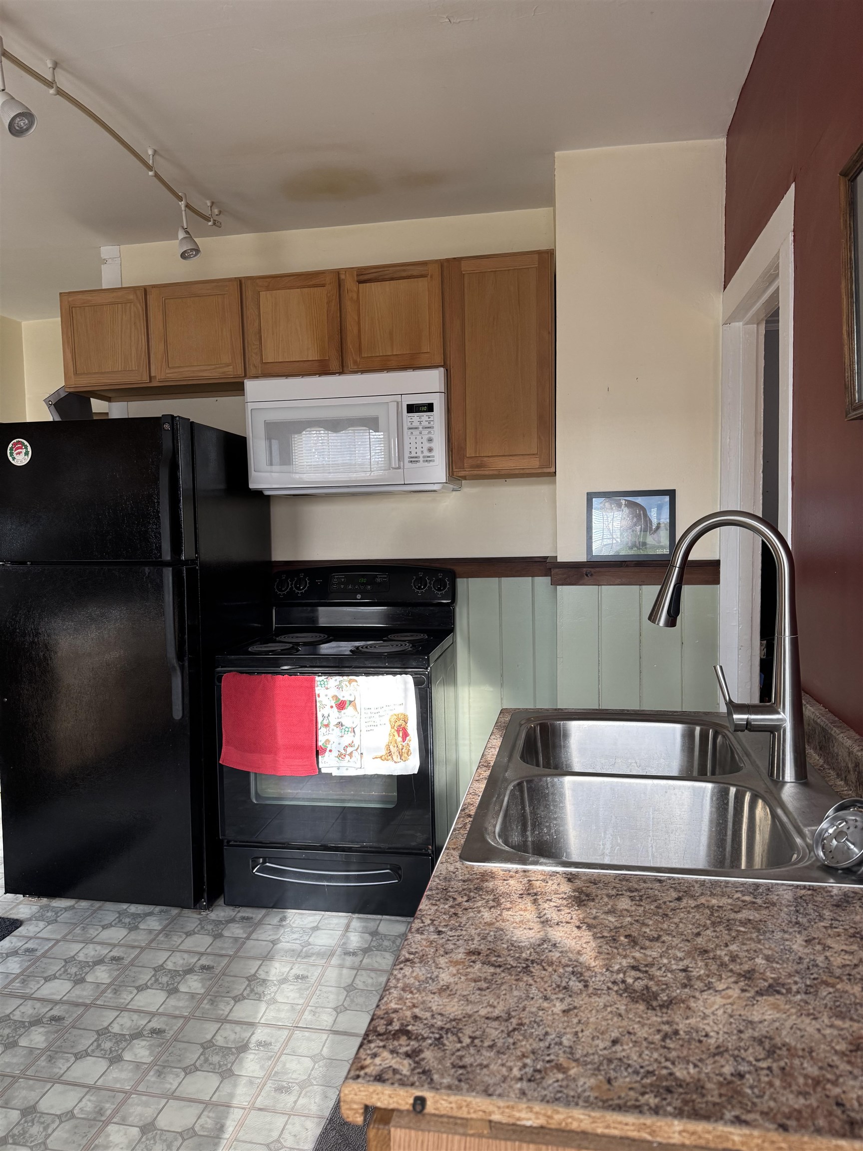 5 Rossiter Street Brandon, VT 05733 - Photo 7 of 23