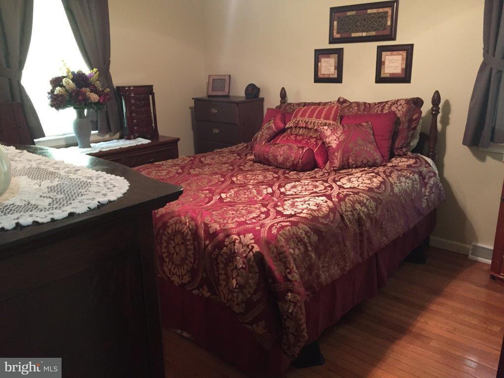 713 Lampeter Road Lancaster, PA 17602 - Photo 15 of 25 Gallery Image 15