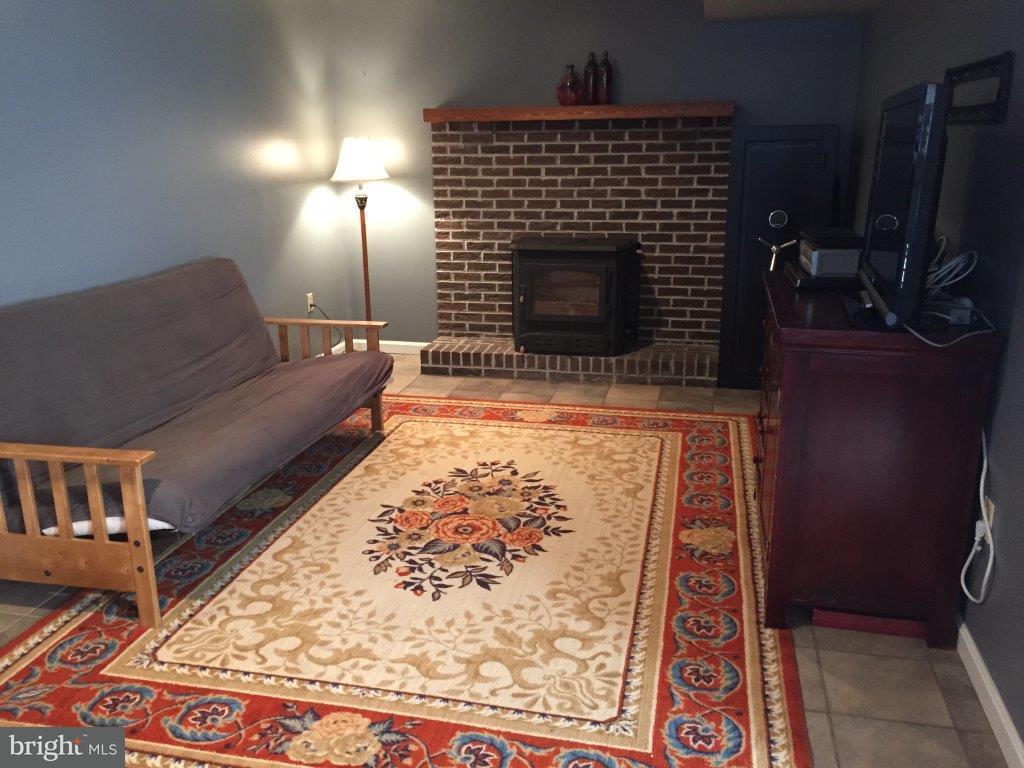 713 Lampeter Road Lancaster, PA 17602 - Photo 21 of 25 Gallery Image 21