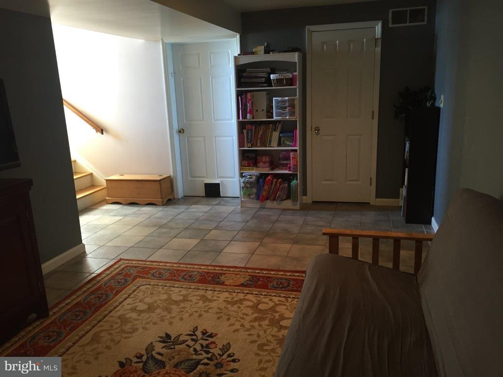 713 Lampeter Road Lancaster, PA 17602 - Photo 23 of 25 Gallery Image 23