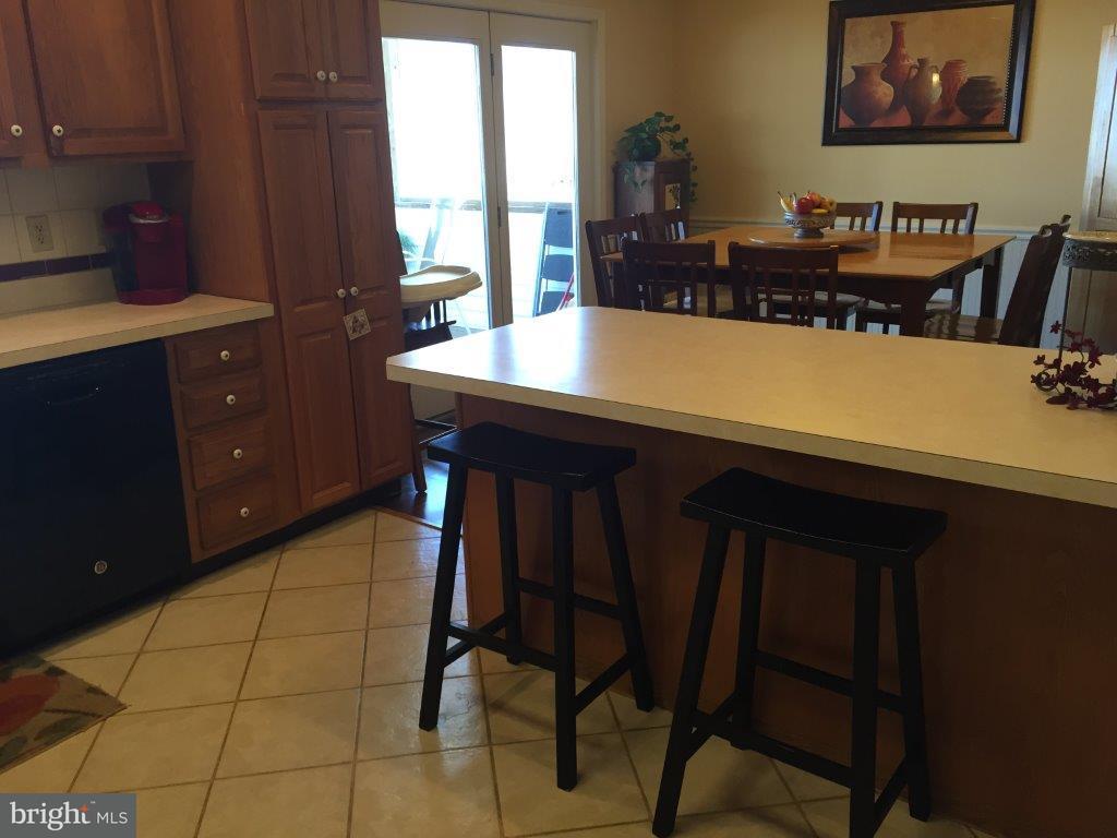 713 Lampeter Road Lancaster, PA 17602 - Photo 10 of 25 Gallery Image 10