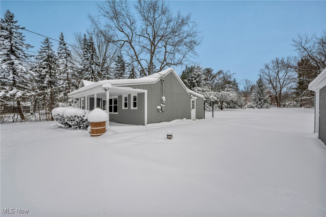 8564 Cedar Road Chesterland, OH 44026 - Photo 27 of 43