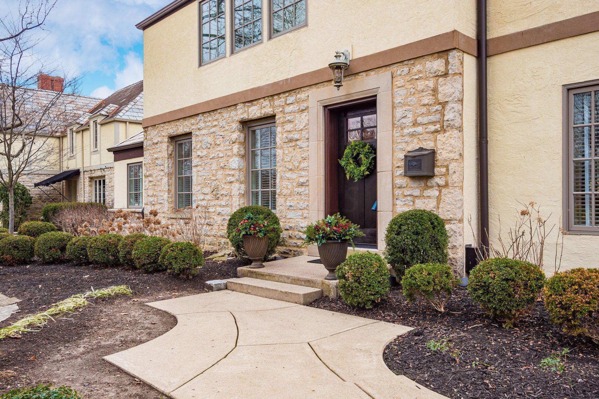 1751 Barrington Road Upper Arlington, OH 43221 - Photo 4 of 53