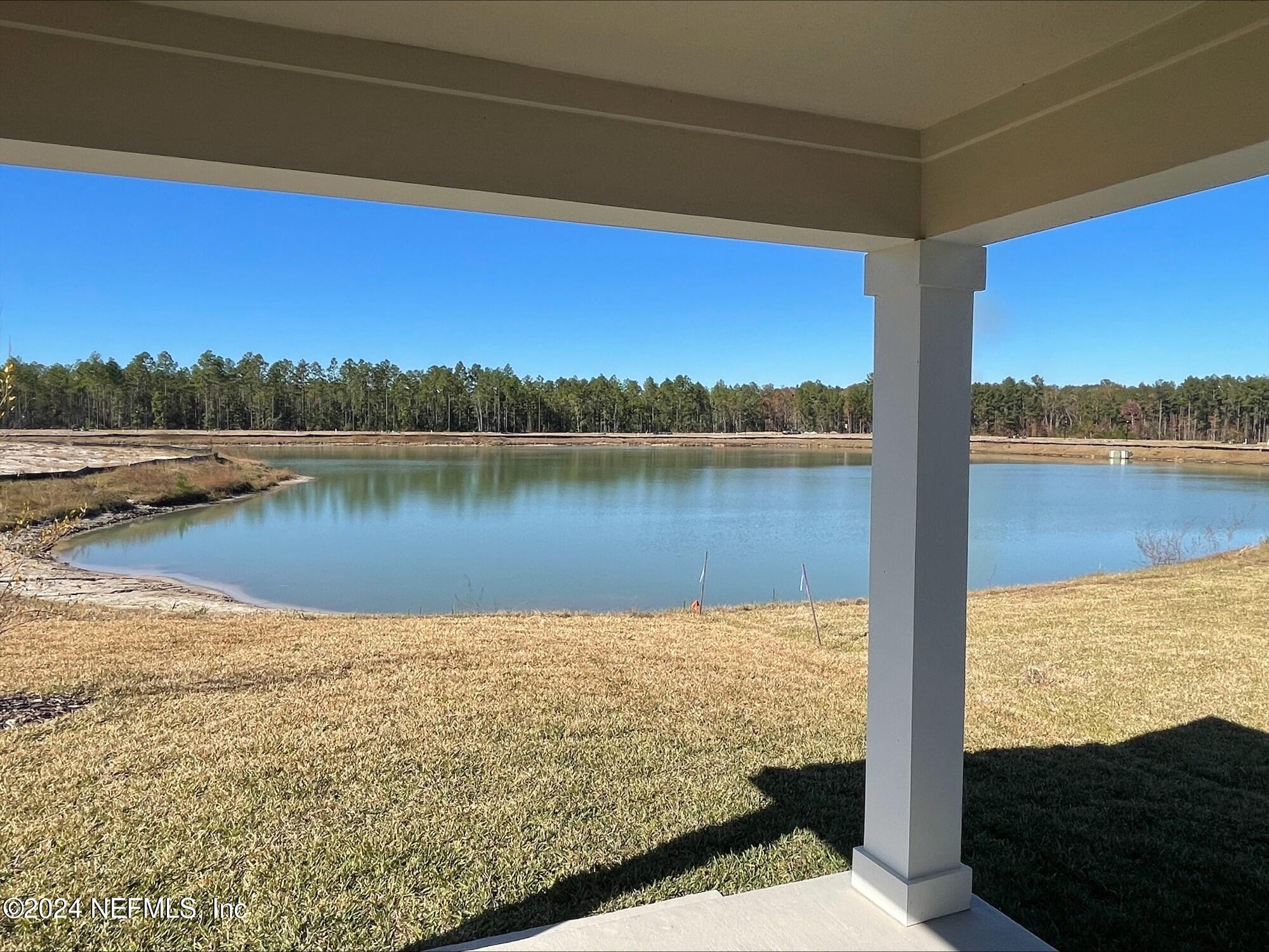 6863 Myrtle Oak Road Jacksonville, FL 32219 - Photo 10 of 11 backyard/covered patio