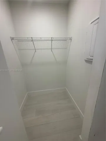 $2,400 | 909 East 24th Street, Unit 303, Hialeah, FL 33013