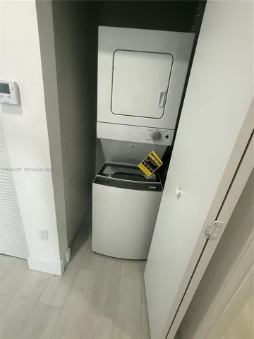 $2,400 | 909 East 24th Street, Unit 303, Hialeah, FL 33013