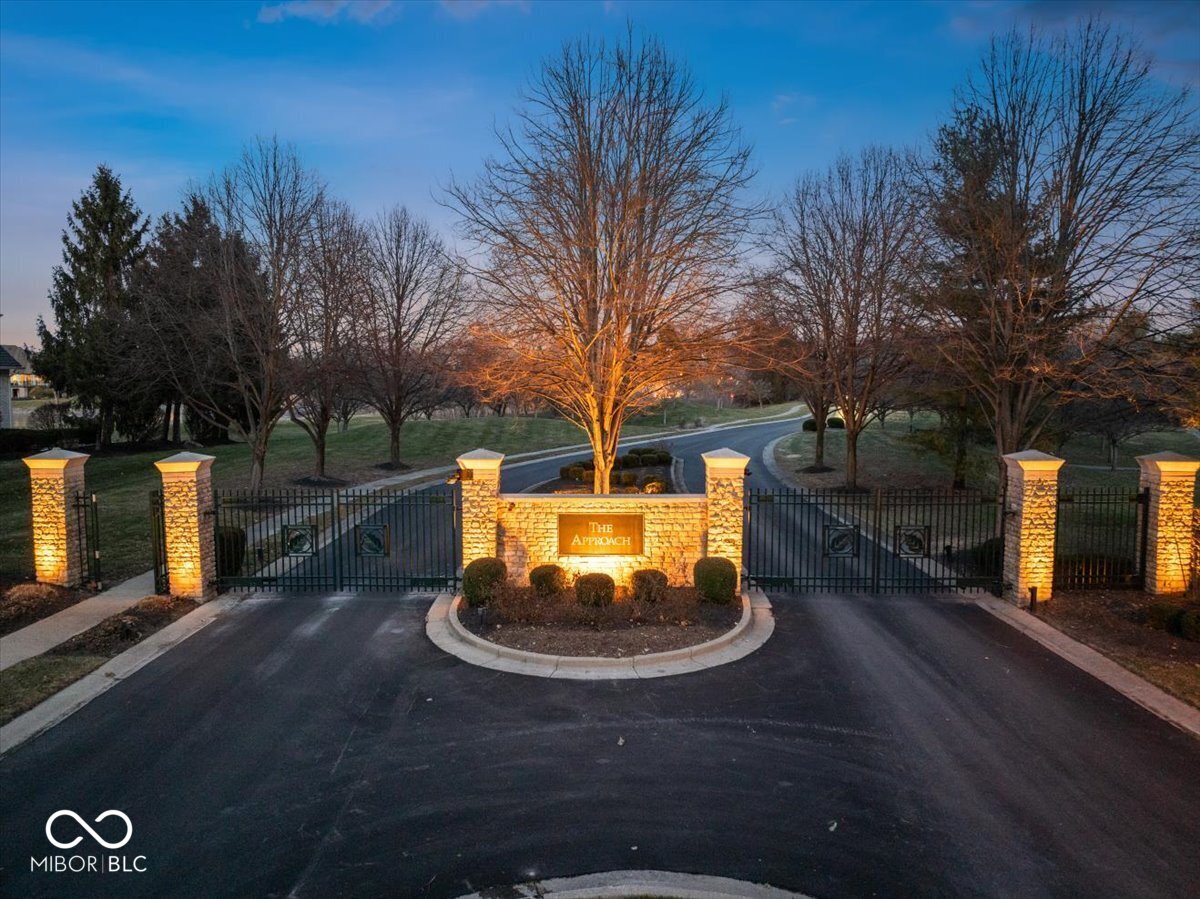 10967 Preservation Point Fishers, IN 46037 - Photo 6 of 130