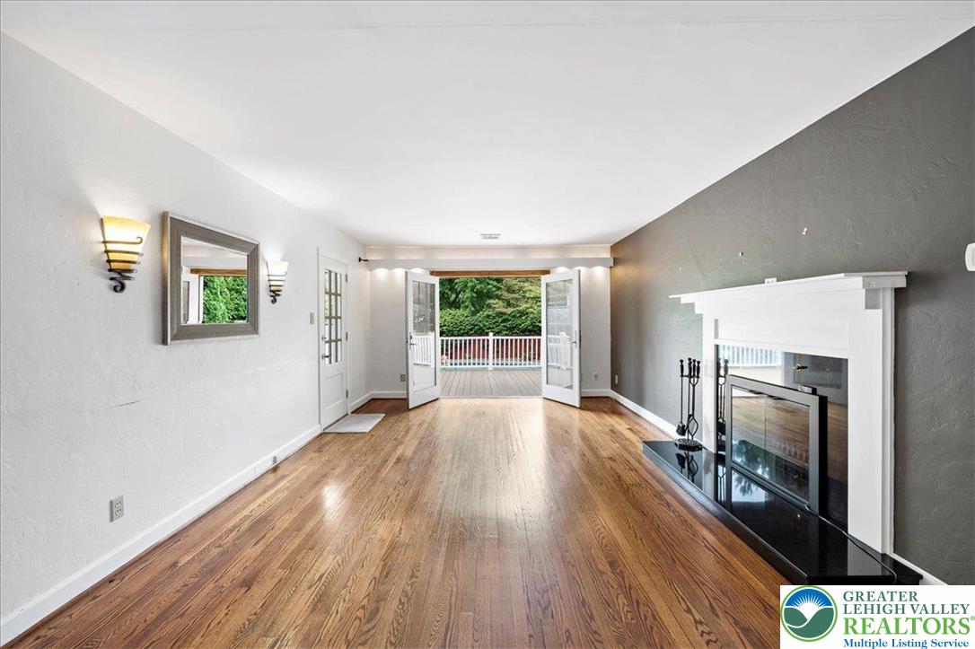 59 Macada Road Bethlehem, PA 18017 - Photo 4 of 45 Gallery Image 4