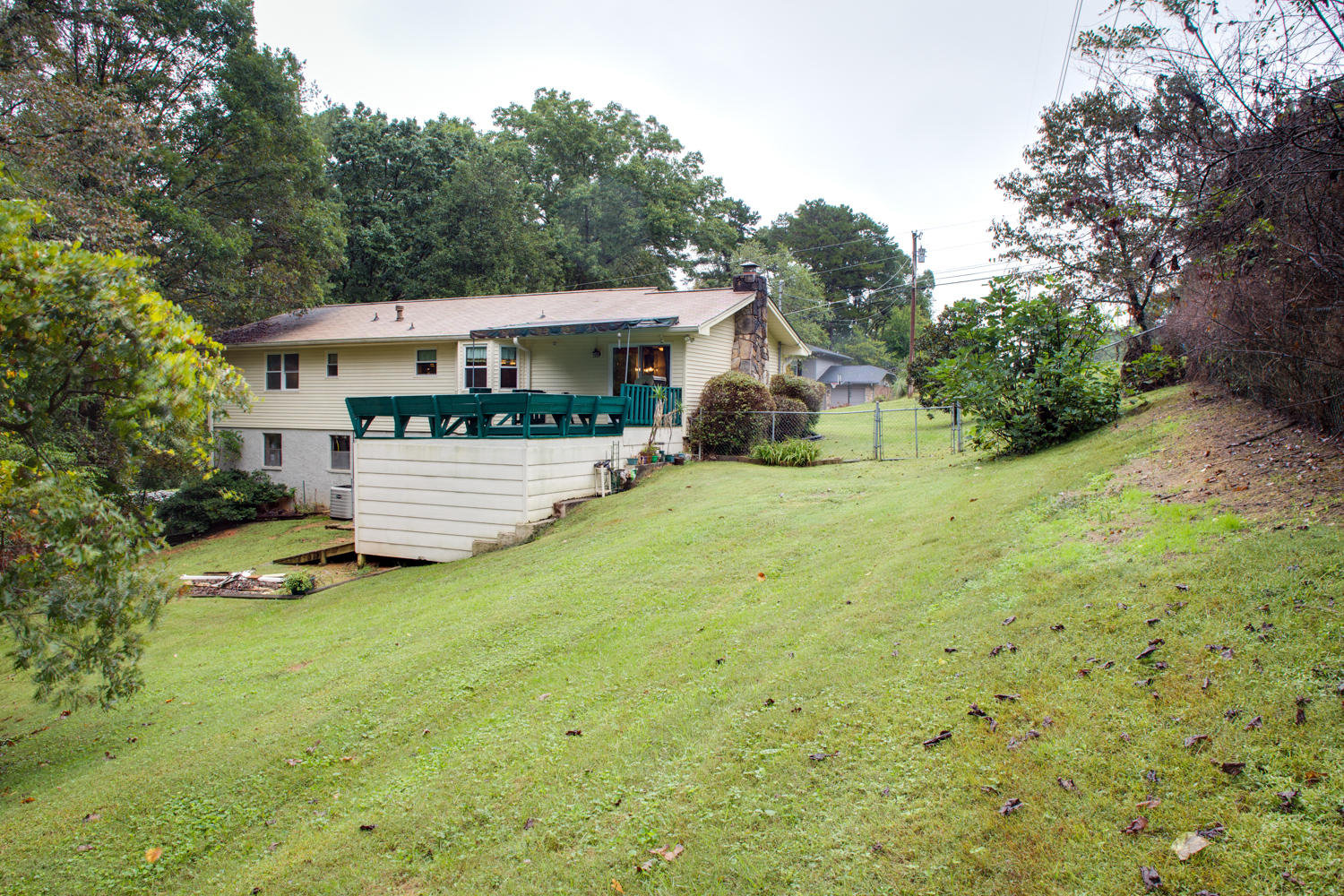 8016 Birch Drive Chattanooga, TN 37421 - Photo 22 of 23 8016Birch_20151002_0102Enfuse