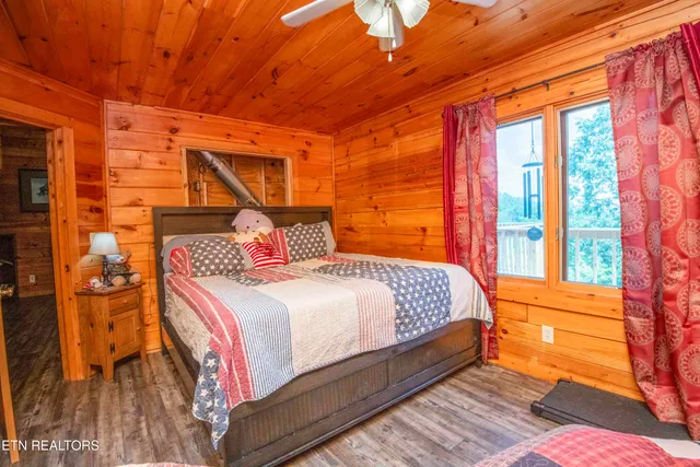 $765,000 | 699 Lakeview Drive, Sharps Chapel, TN 37866