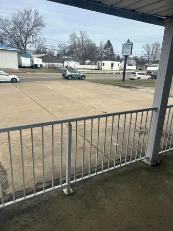 $250,000 | 439 West Columbia Avenue, Battle Creek, MI 49015