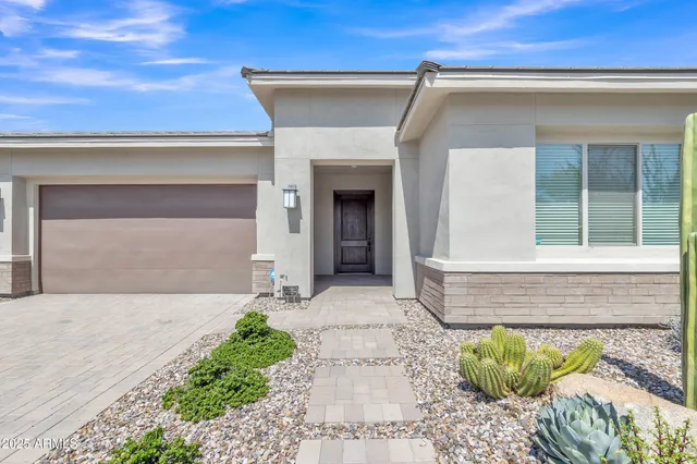 $924,999 | 22218 North 28th Street, Phoenix, AZ 85050