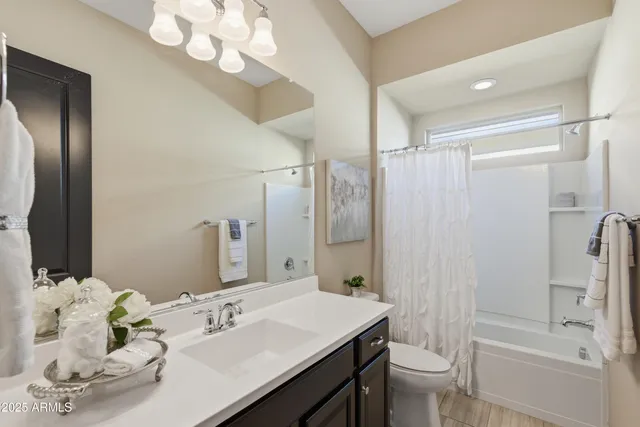 $924,999 | 22218 North 28th Street, Phoenix, AZ 85050