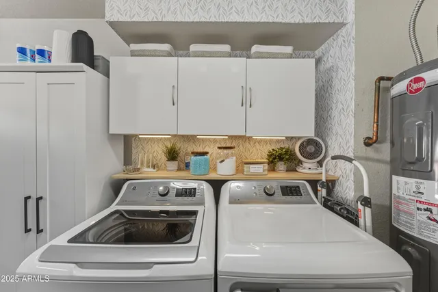 $450,000 | 2105 East Robin Lane, Phoenix, AZ 85024