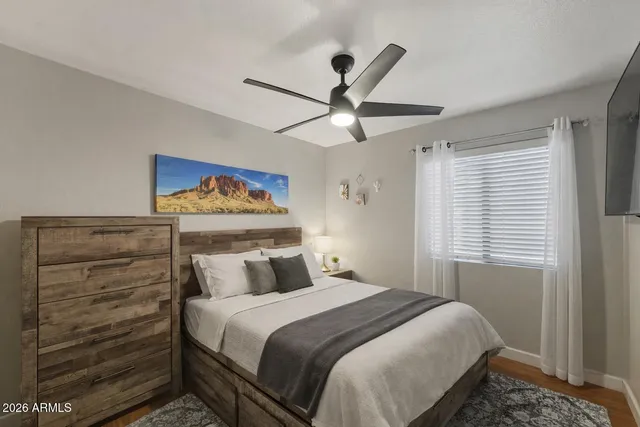 $445,000 | 2105 East Robin Lane, Phoenix, AZ 85024