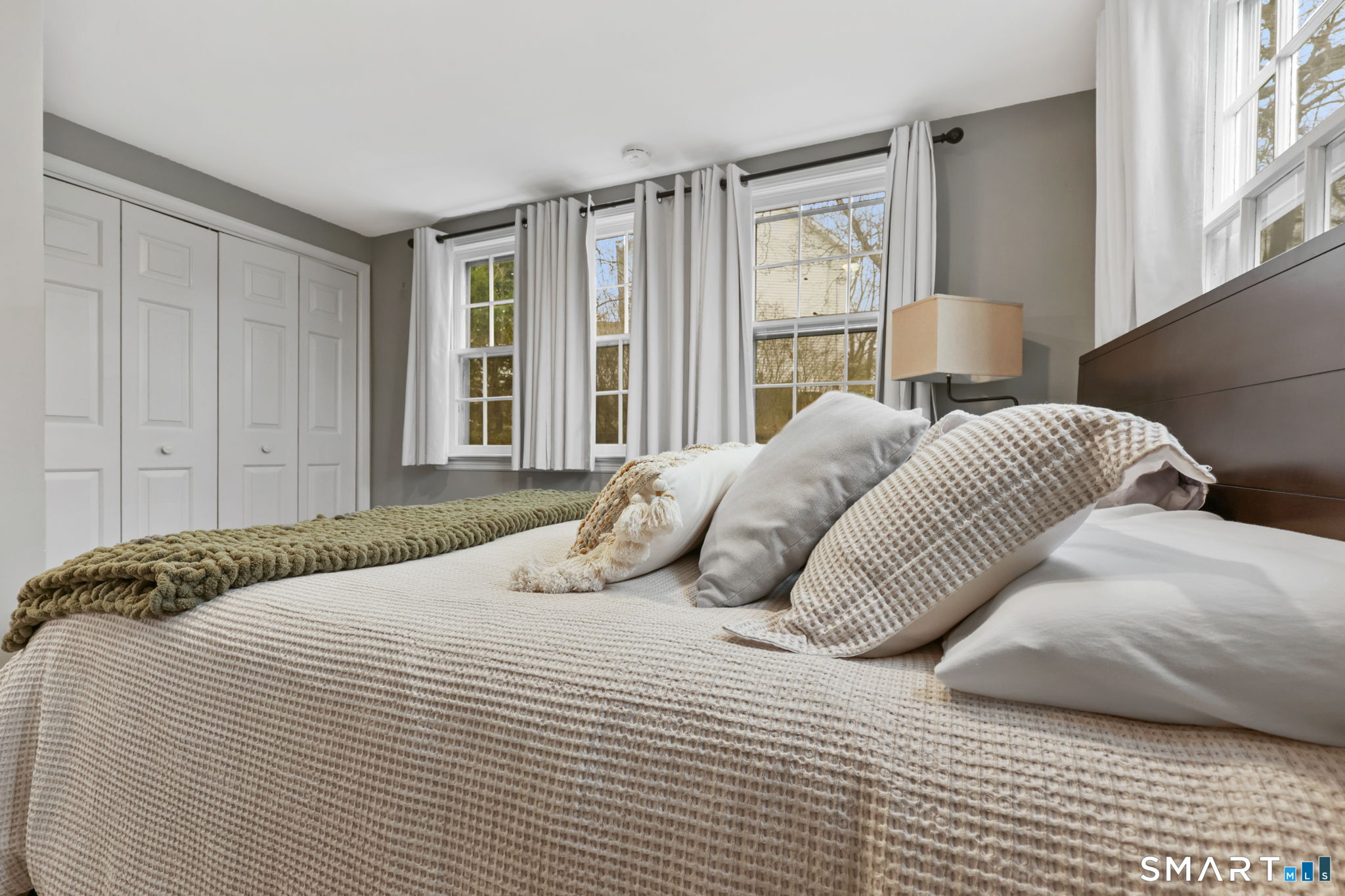 154 Knox Road Stamford, CT 06907 - Photo 12 of 30