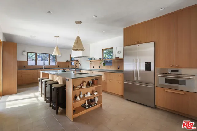 $14,500 | 1939 Lake Shore Avenue, Los Angeles, CA 90039