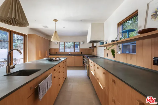 $14,500 | 1939 Lake Shore Avenue, Los Angeles, CA 90039