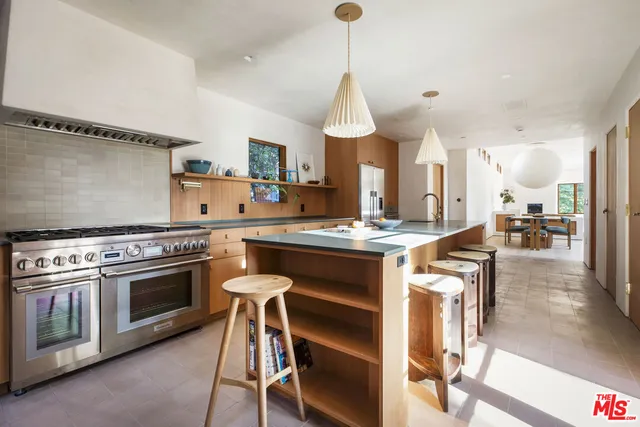 $14,500 | 1939 Lake Shore Avenue, Los Angeles, CA 90039