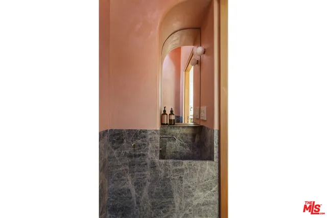 $14,500 | 1939 Lake Shore Avenue, Los Angeles, CA 90039