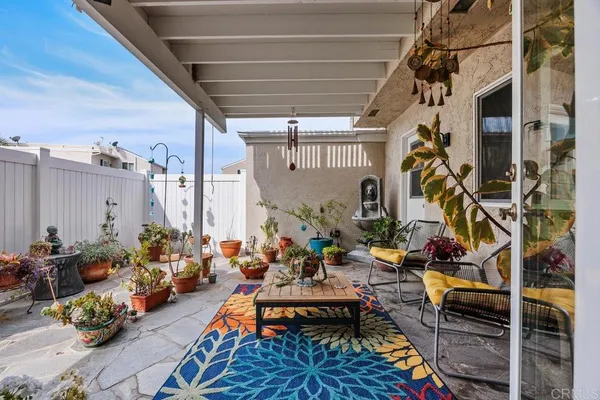 $1,150,000 | 1081 Woodlake Drive, Cardiff-by-the-Sea, CA 92007