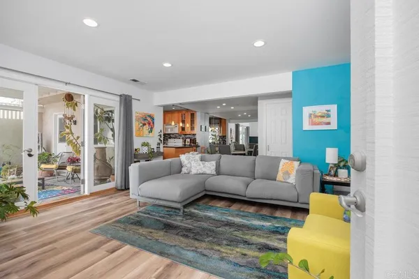 $1,150,000 | 1081 Woodlake Drive, Cardiff-by-the-Sea, CA 92007