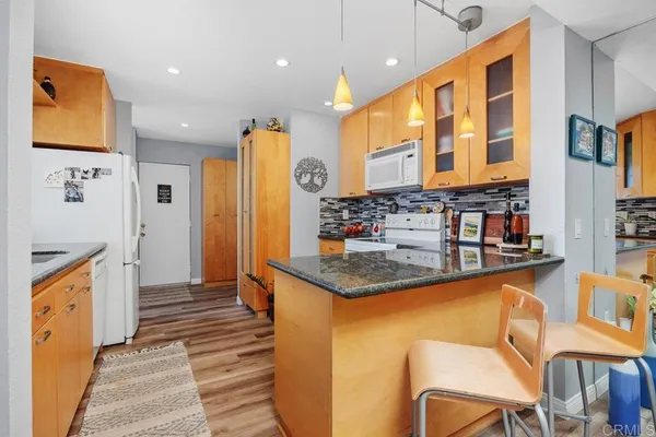 $1,150,000 | 1081 Woodlake Drive, Cardiff-by-the-Sea, CA 92007