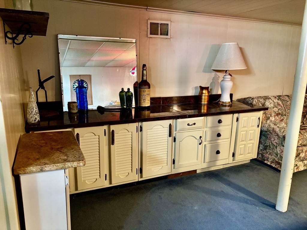 19 Dorwin Drive West Springfield, MA 01089 - Photo 35 of 41