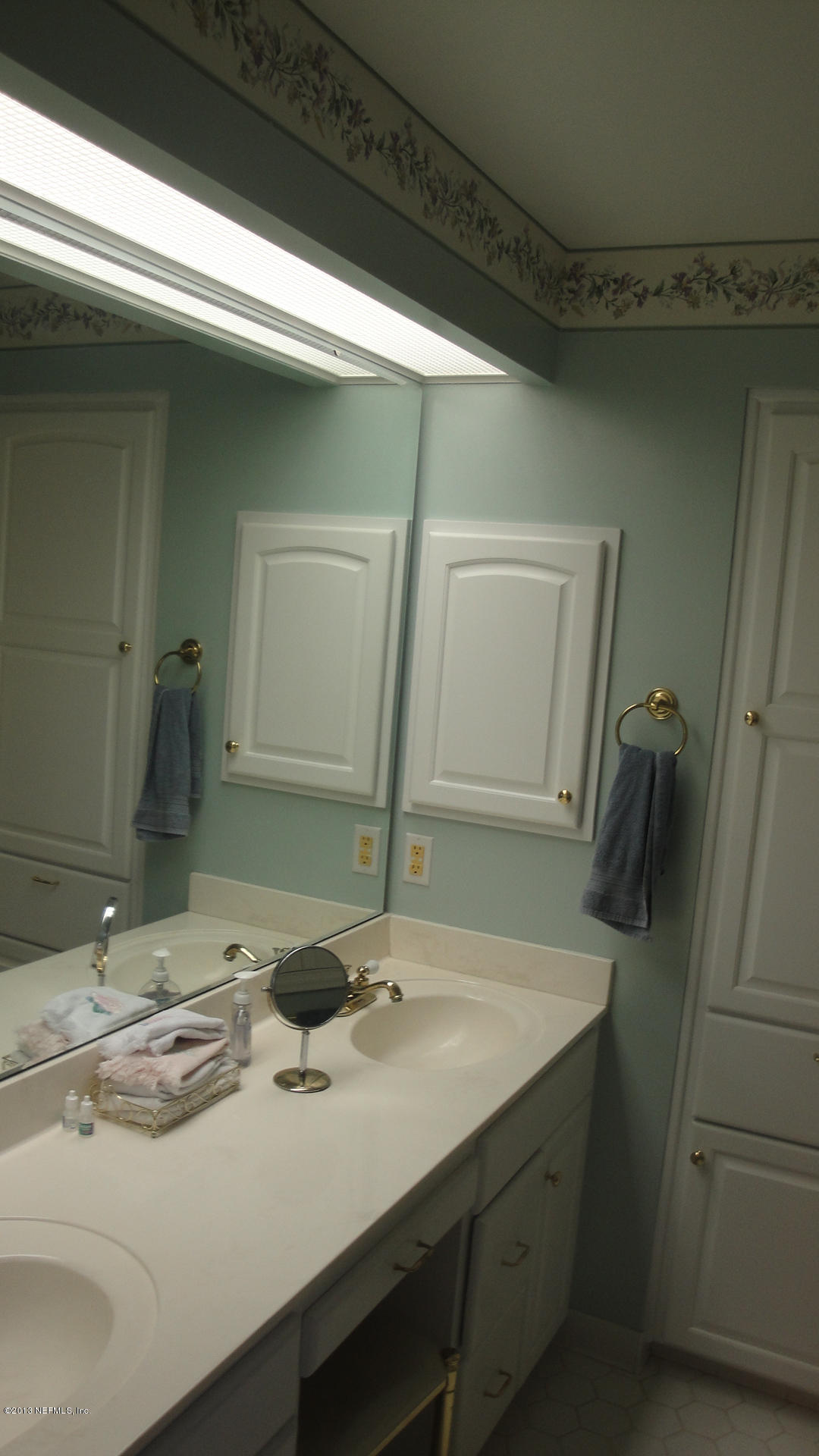 944 Sorrento Road Jacksonville, FL 32207 - Photo 13 of 21 Master Bathroom2