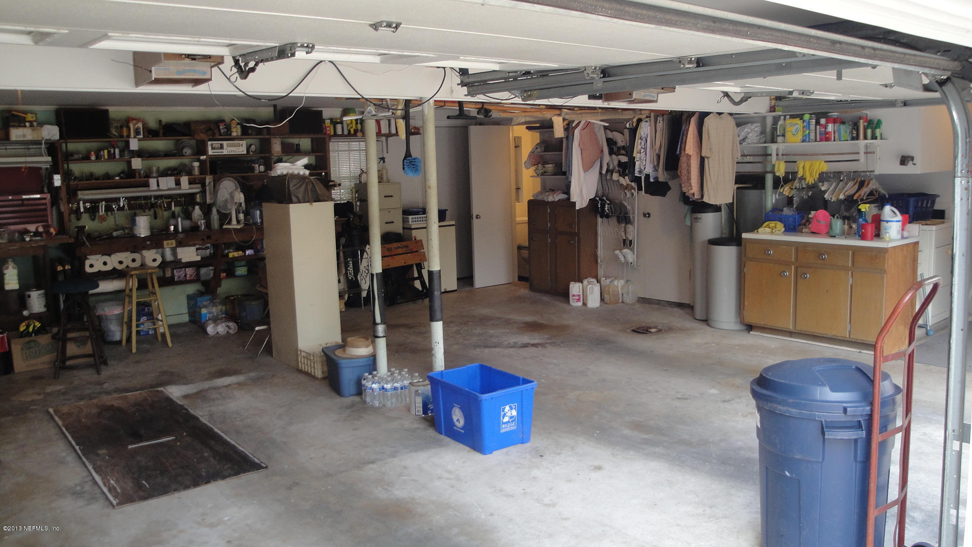 944 Sorrento Road Jacksonville, FL 32207 - Photo 18 of 21 Garage1