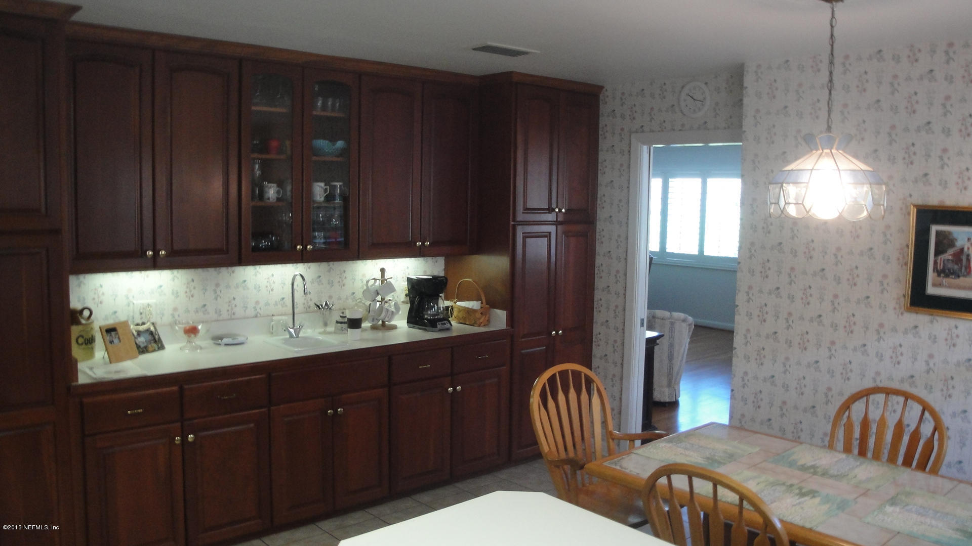 944 Sorrento Road Jacksonville, FL 32207 - Photo 7 of 21 Kitchen3