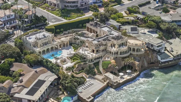 $92,500,000 | 1900 Spindrift Drive, La Jolla, CA 92037