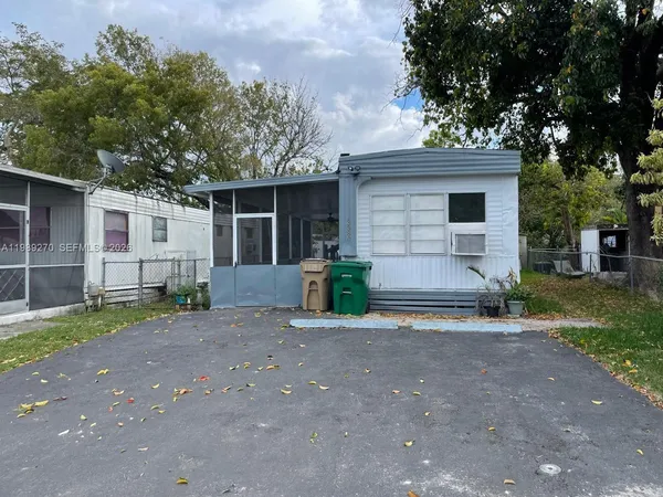 $1,980 | 13380 Southwest 9th Street, Unit 13380, Davie, FL 33325