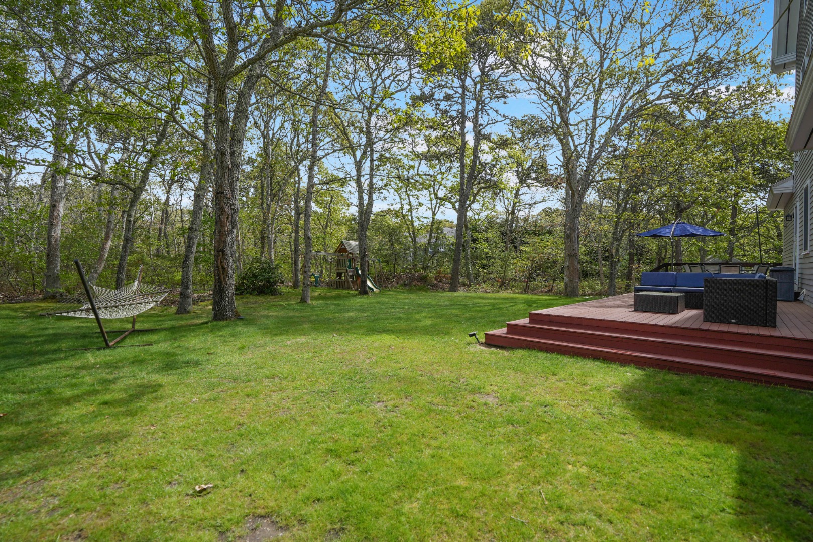 10 North Bog Road Edgartown, MA 02539 - Photo 6 of 37 beautiful backyard
