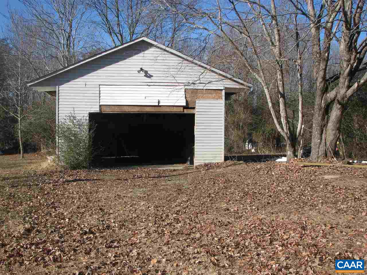 4247 Rising Sun Road Palmyra, VA 22963 - Photo 26 of 31 a front view of a house with a yard