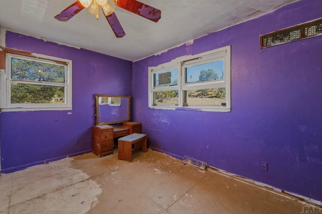 952 Twin Lakes Road Walsenburg, CO 81089 - Photo 14 of 38