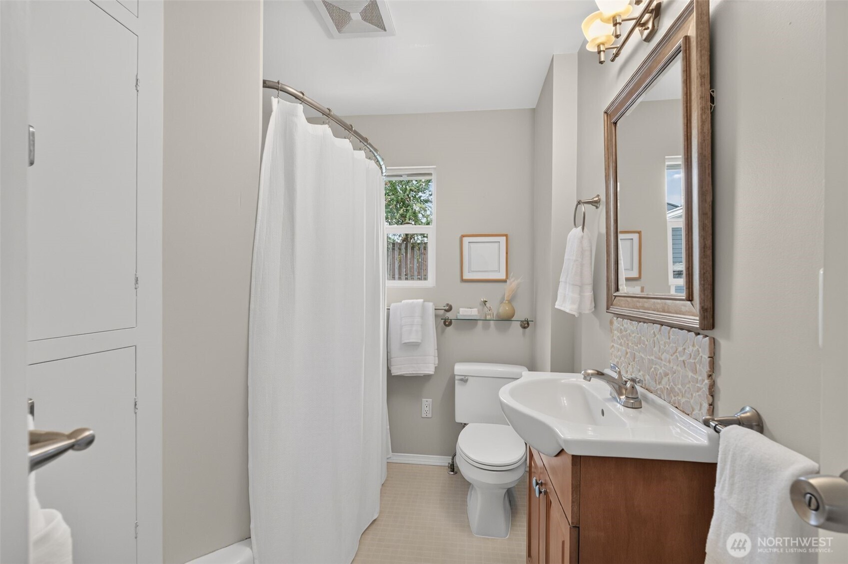 3518 Southwest Austin Street Seattle, WA 98126 - Photo 14 of 28 Gallery Image 14