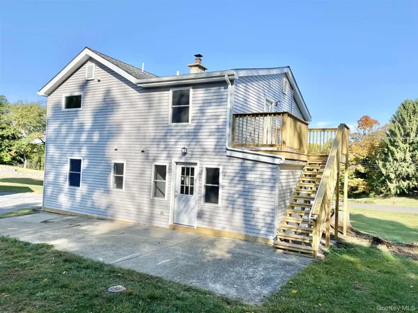 $2,250 | 58 West Dorsey Lane, Unit A, Hyde Park, NY 12538