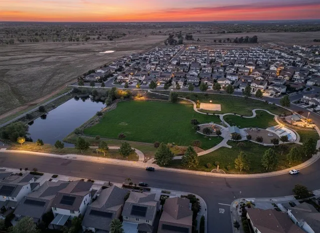 $575,000 | 3755 Edington Drive, Rancho Cordova, CA 95742